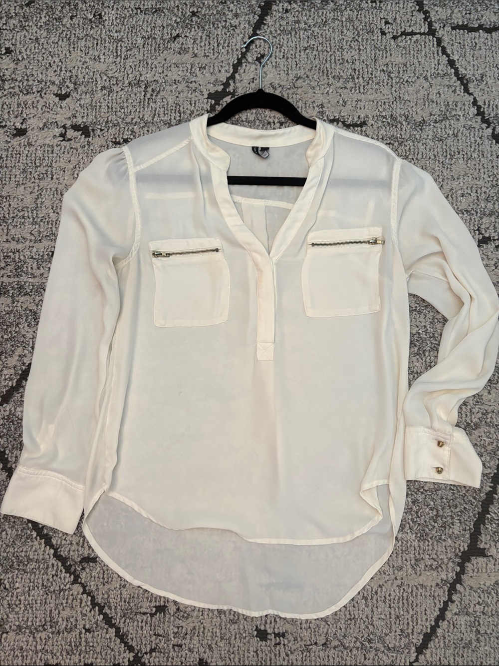Women’s Cream Long-Sleeve Split V-Neck Blouse with Zip Pockets